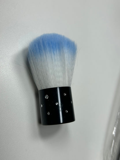 POMPOM COM PEDRAS DE STRASS